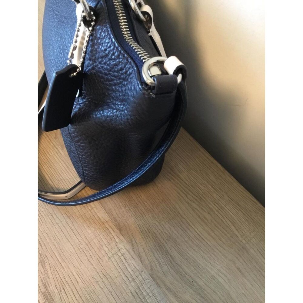 Coach Mini Kelsey Satchel Crossbody in Navy Pebbled Leather, White trim F59853 - Picture 3 of 10